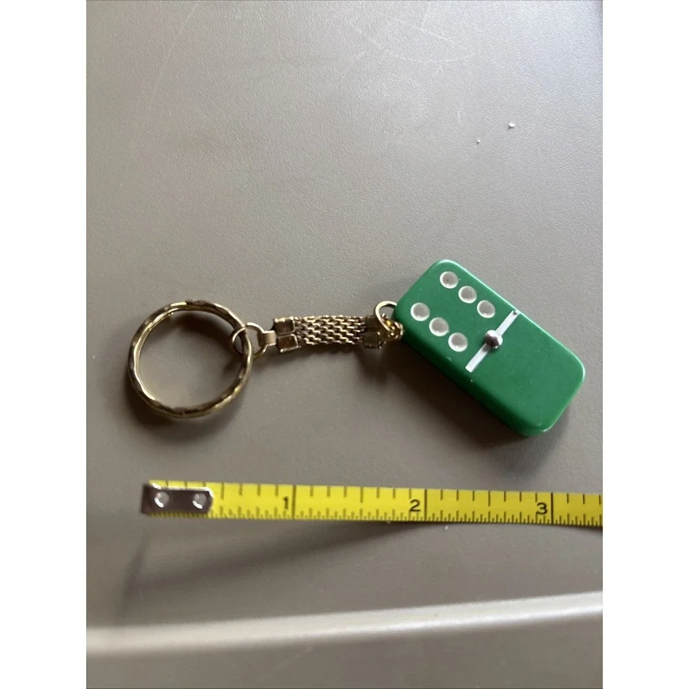 Vintage Keychain Green Domino Number 6‎